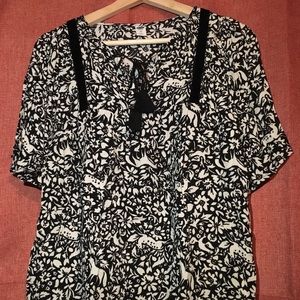 Old Navy XS Short Sleeved Peasant Shirt